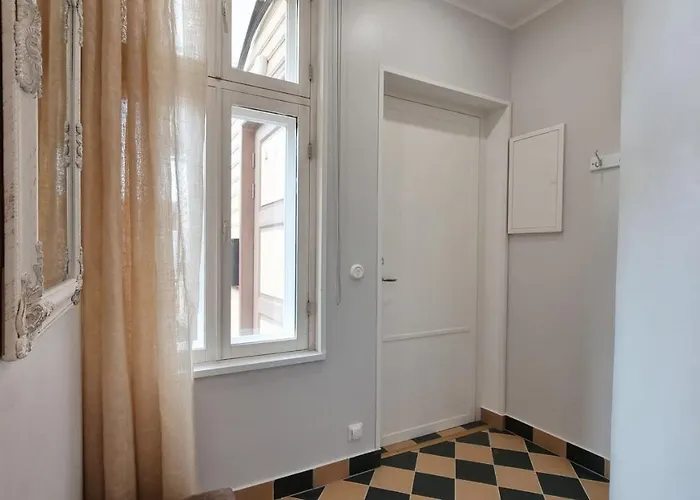 Aia Center With Sauna Apartamento